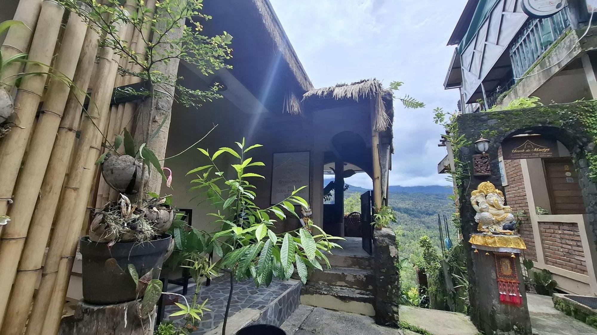 姆杜克 乌马迪马达旅馆酒店 外观 照片